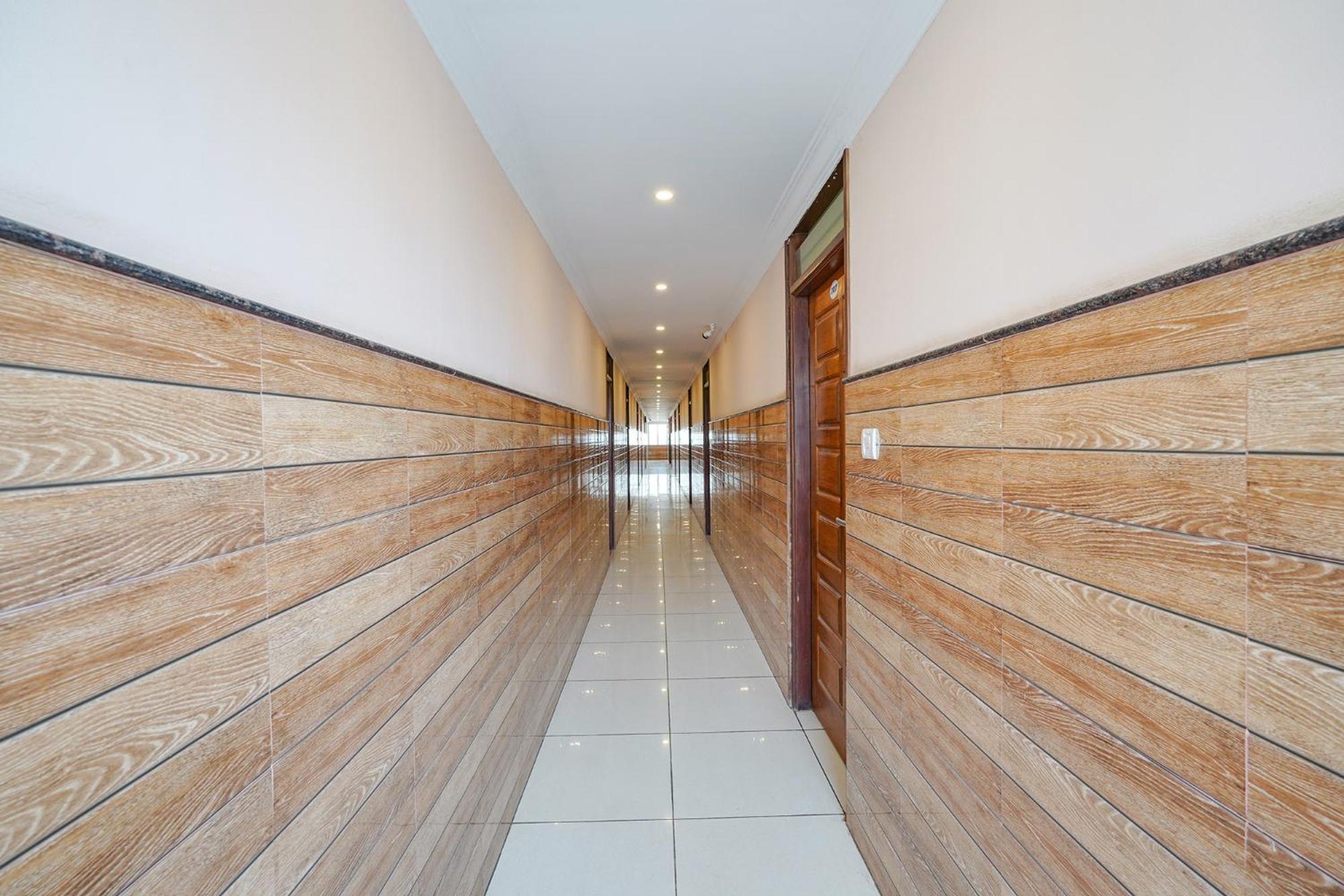 Fabhotel Bns Comforts Bangalore Exterior foto